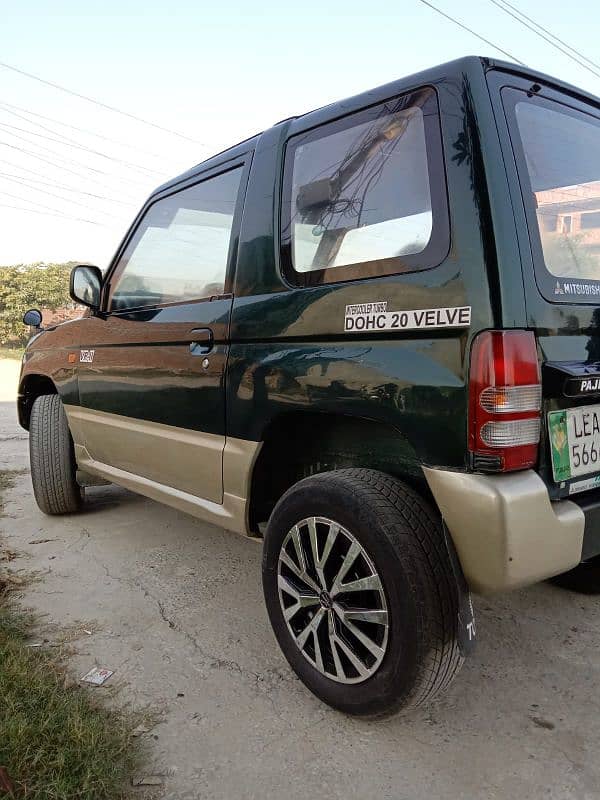 Mitsubishi Pajero Mini 2006 4