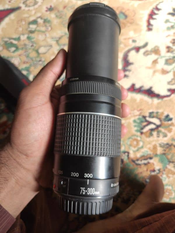 Canon camera lens 70-300 0