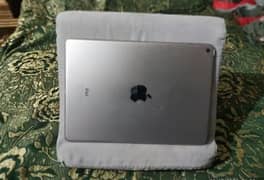 iPad air 2.128gb good condition exchange possible/iPad