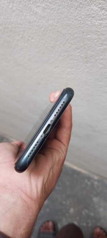 IPhone XR condition 10/8 2