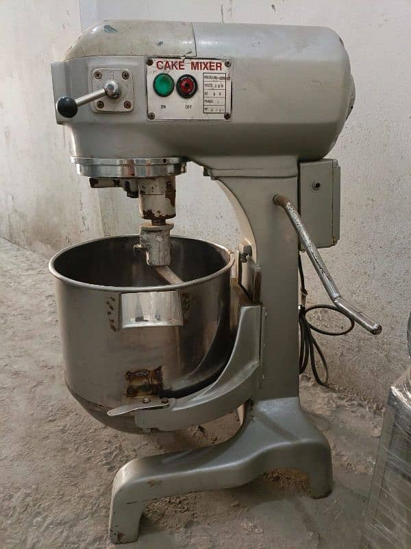 Dough mixer 0