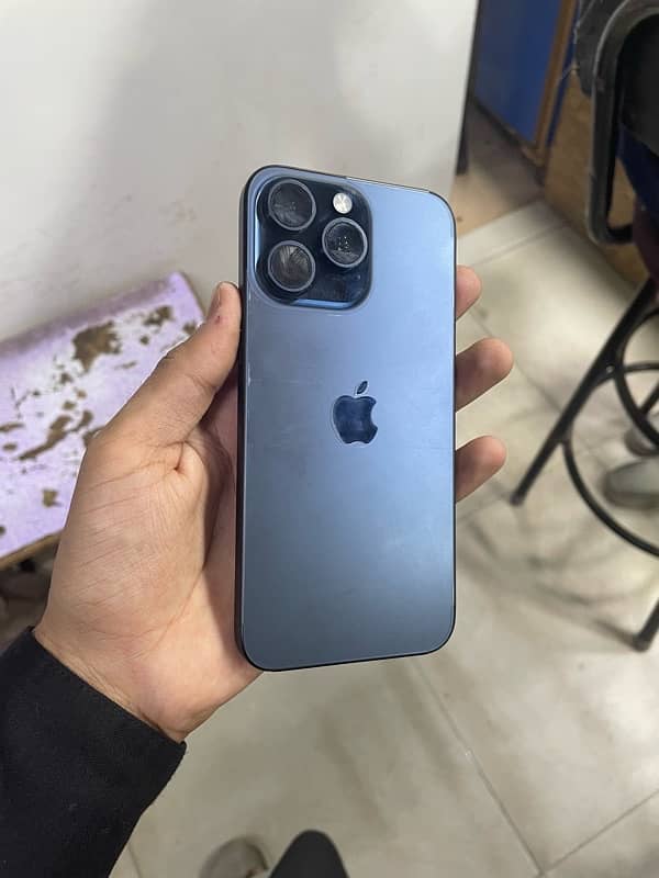 Iphone 15 pro max 1