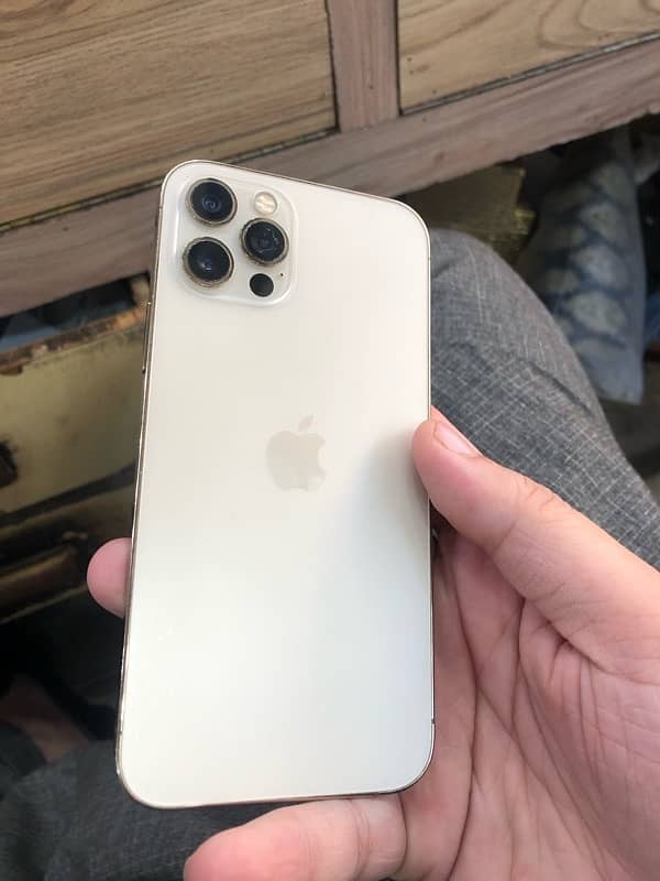 iphone 12pro 256gb pta approved 4