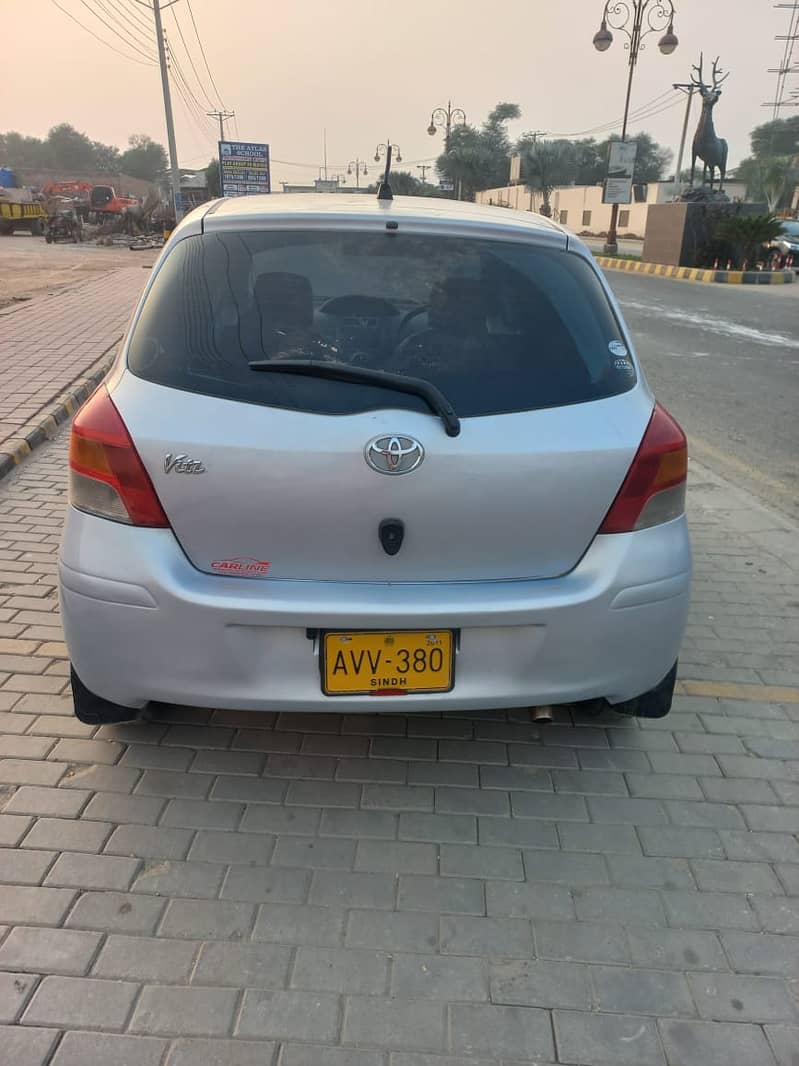 Toyota Vitz 2010 10