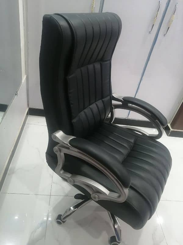 Complete Office furniture Set For Sale, (selling due to lack of space) 9