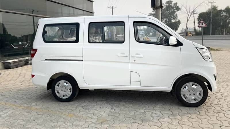 Changan Karvaan Plus 1200cc 2024 2