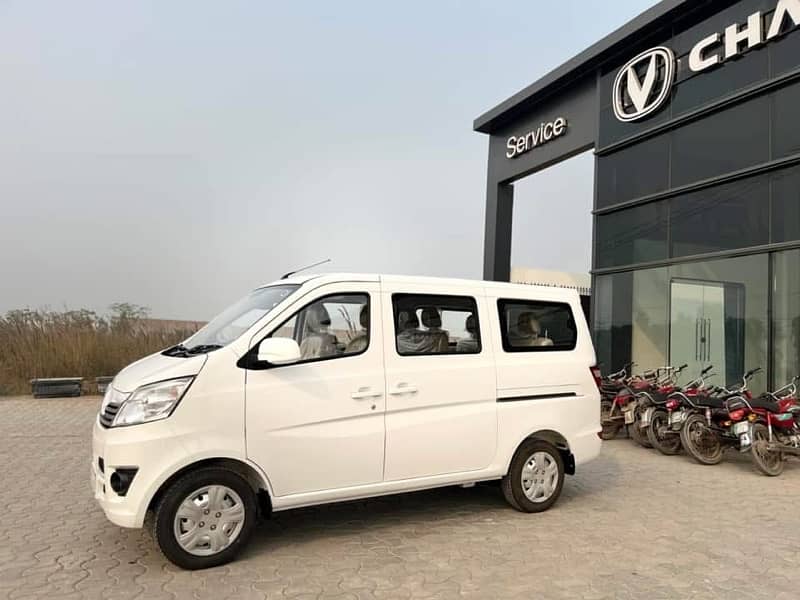 Changan Karvaan Plus 1200cc 2024 7