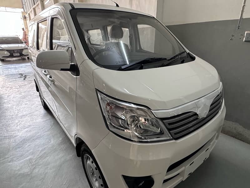 Changan Karvaan Plus 1200cc 2024 9