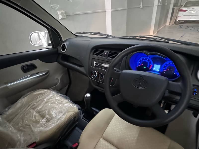 Changan Karvaan Plus 1200cc 2024 11