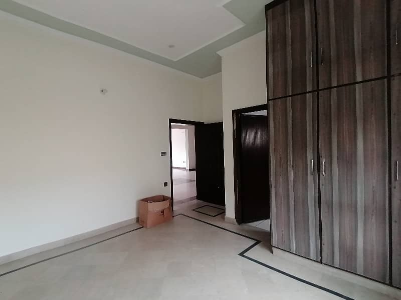 Lower Portion Sized 10 Marla Is Available For rent In Marghzar Officers Colony 11