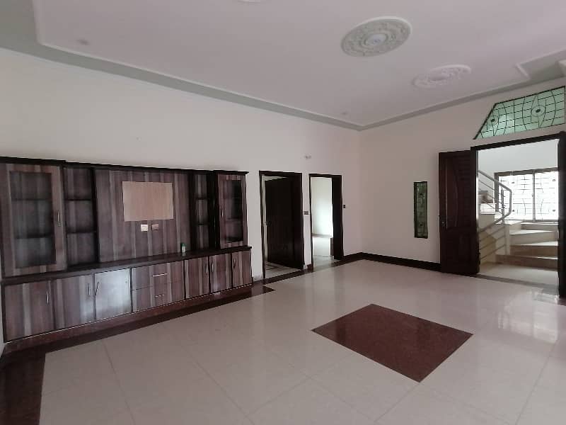 Lower Portion Sized 10 Marla Is Available For rent In Marghzar Officers Colony 23