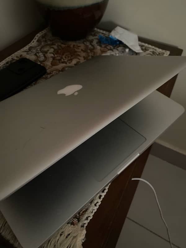 MACBOOK PRO MID 2012 13 inches 2