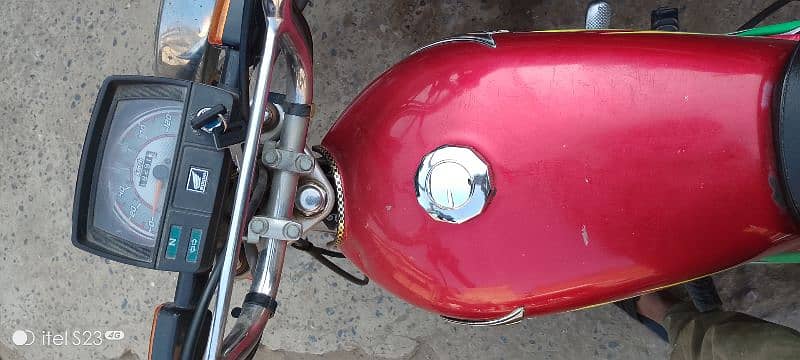 Honda 70CC MODEL2022 BIKE NEAD AND CLEAN 3