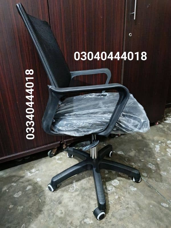 Office chairs/Computer chairs/Revolving chairs/Chairs/Office furniture 3