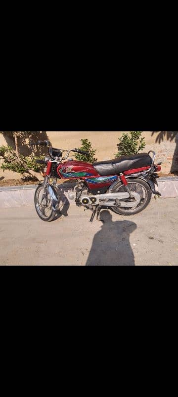 Honda CD70 2018 model lahore registered all ducuments clear 1