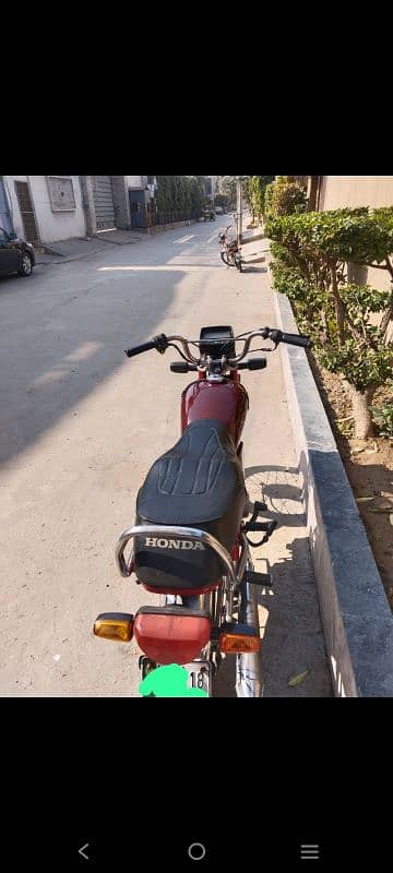 Honda CD70 2018 model lahore registered all ducuments clear 6