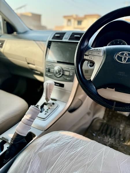 Toyota Corolla Axio G push start Eco full options 7