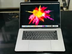 APPLE MACBOOK PRO 2019 CI7 16/256