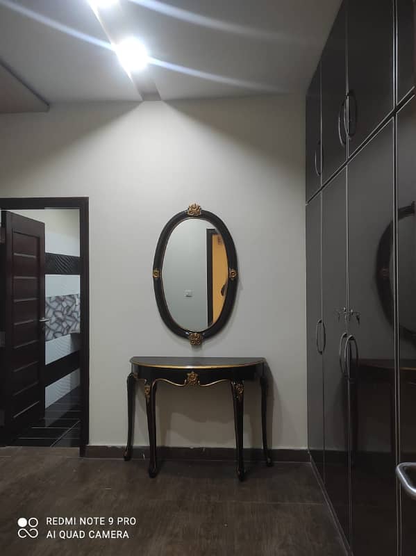 1 KANAL BEAUTIFUL UPPER PORTION AVAILABLE FOR RENT IN VALANCIA HOUSING SOCIETY 13