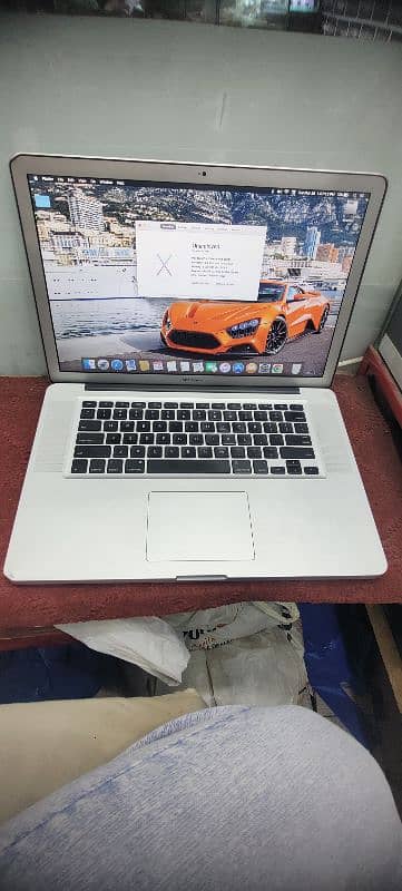 MacBook Pro 15 inch 2009 1