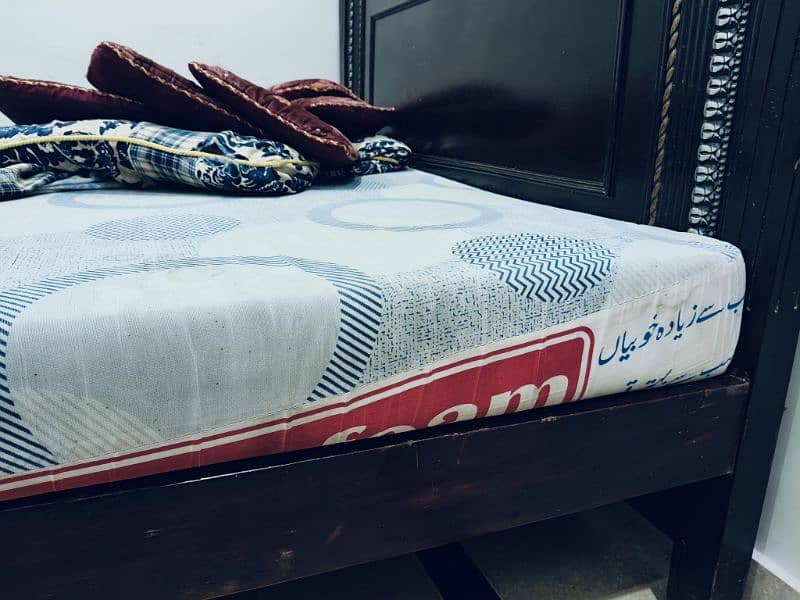 king size bed with mattress good condition 5