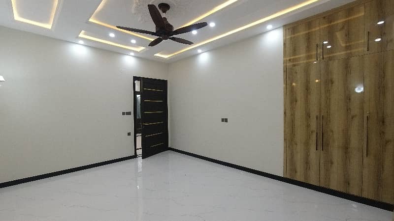 Stunning House Is Available For Sale In Bismillah Housing Scheme 14