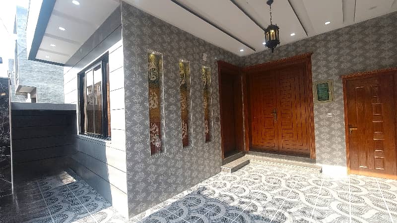 Book A 1125 Square Feet House In Bismillah Housing Scheme 4