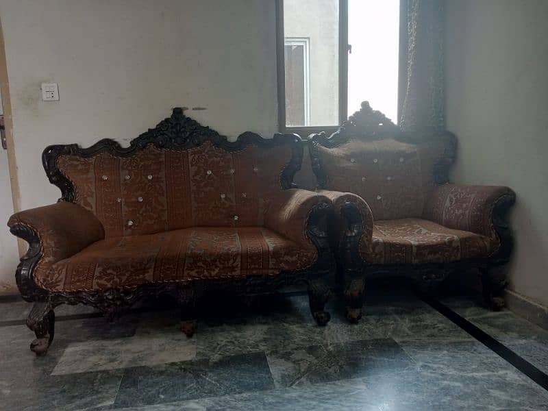 chnuti sofa 0