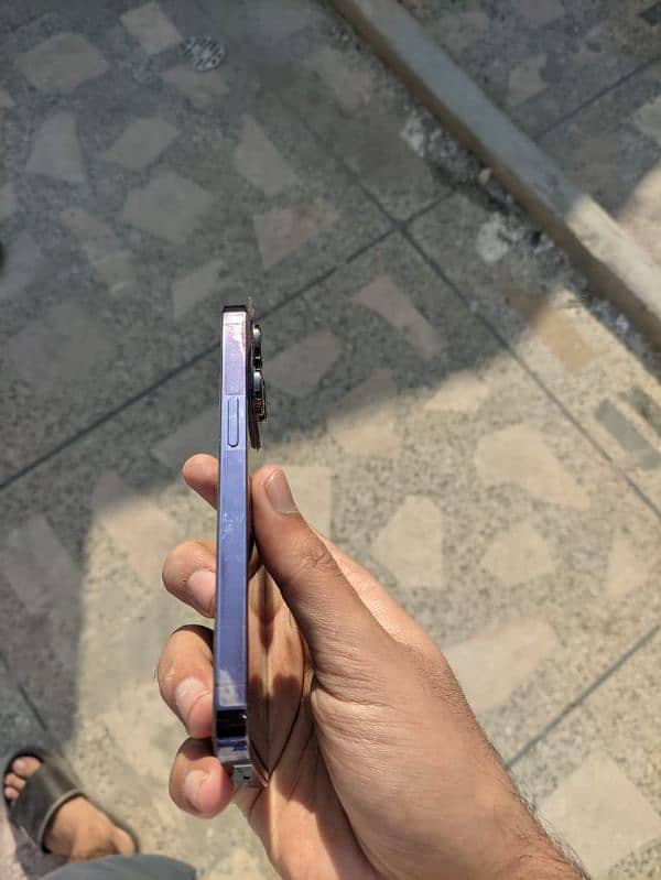 iPhone 14 pro Non Pta 4