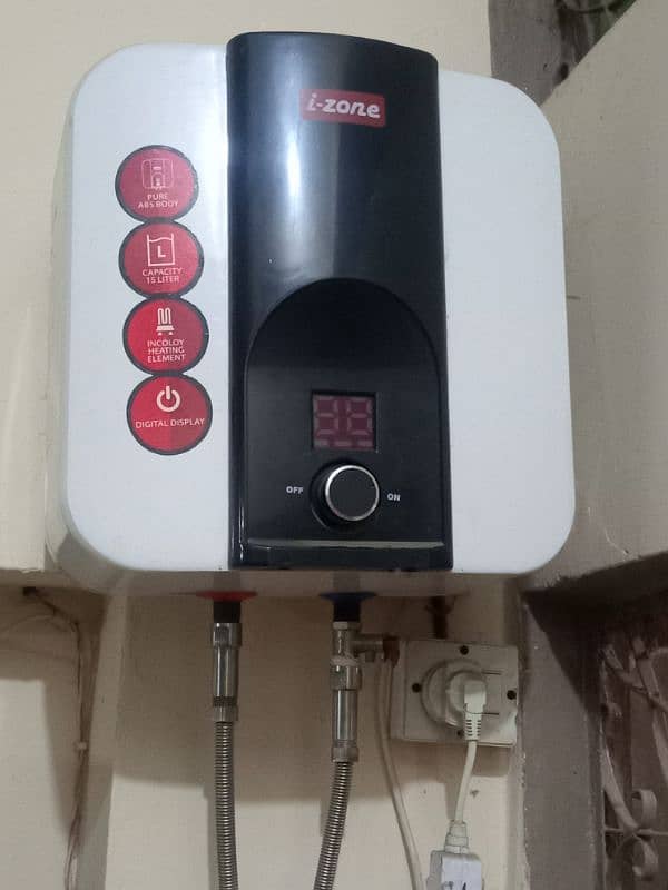 izone Electric Geyser 1