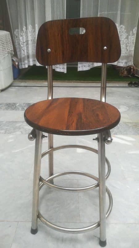 stool for comercial use 1