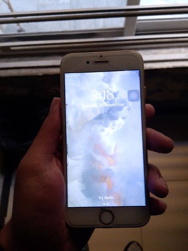 iphone 6S pta approve in good condition 4