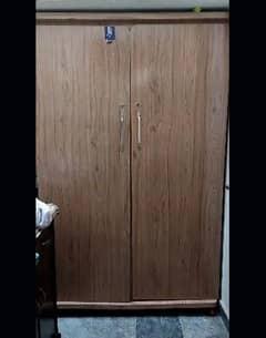 cupboard wooden 10/10