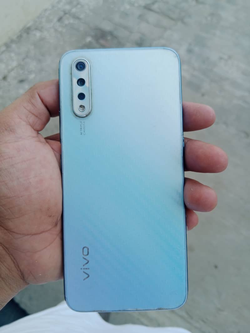 Vivo s1 4/128 read description 3