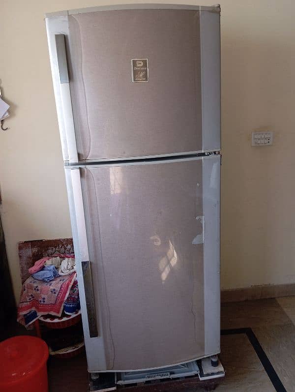 Dawlance Fridge and refrigerator 2