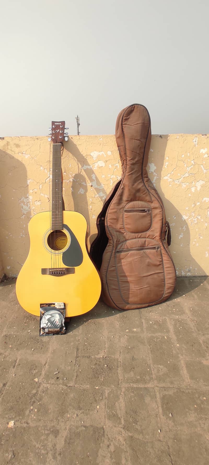 Yamaha F310 acoustic guitar 2