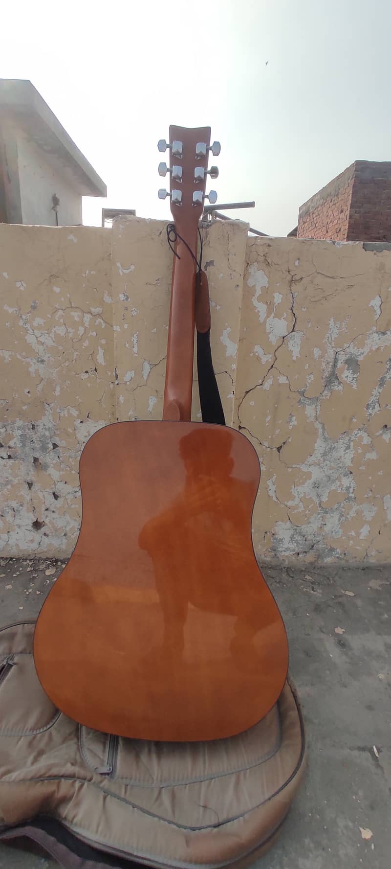 Yamaha F310 acoustic guitar 8