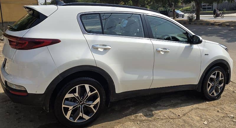 KIA Sportage 2021 18