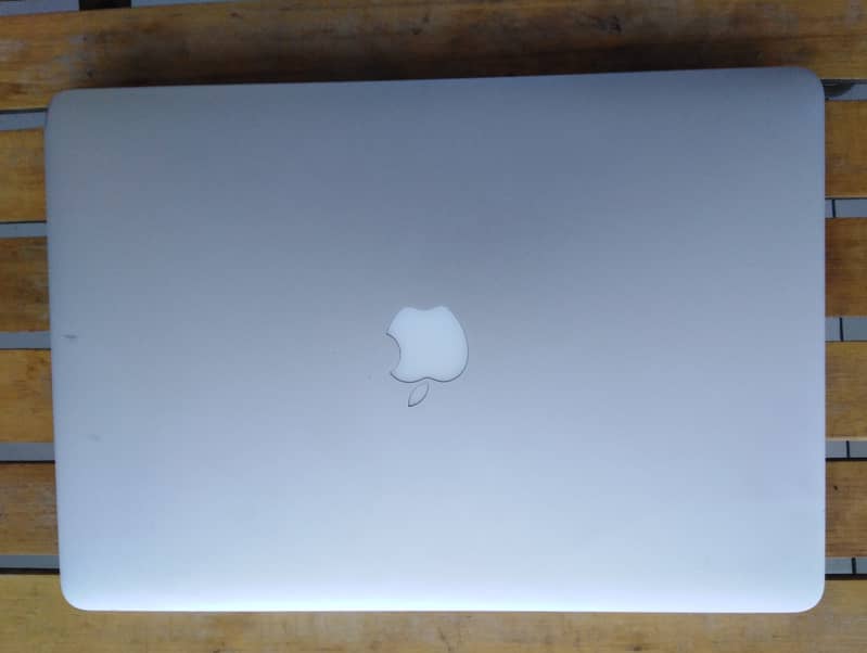 MacBook Pro 0