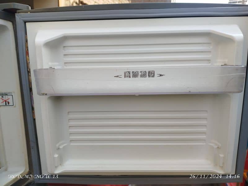 Refrigerator for sale 7