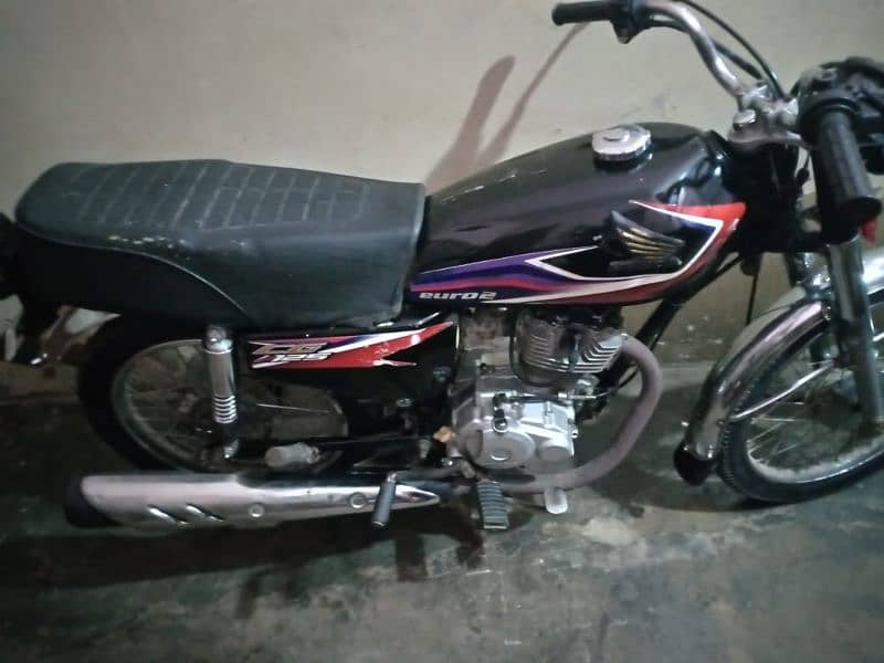 honda cg 125 lahore 0