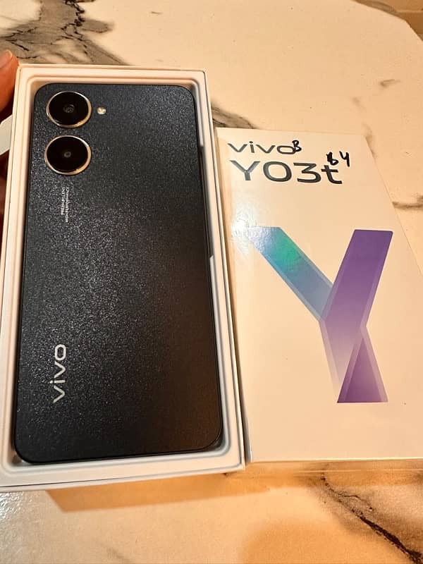 Vivo Y03t 1