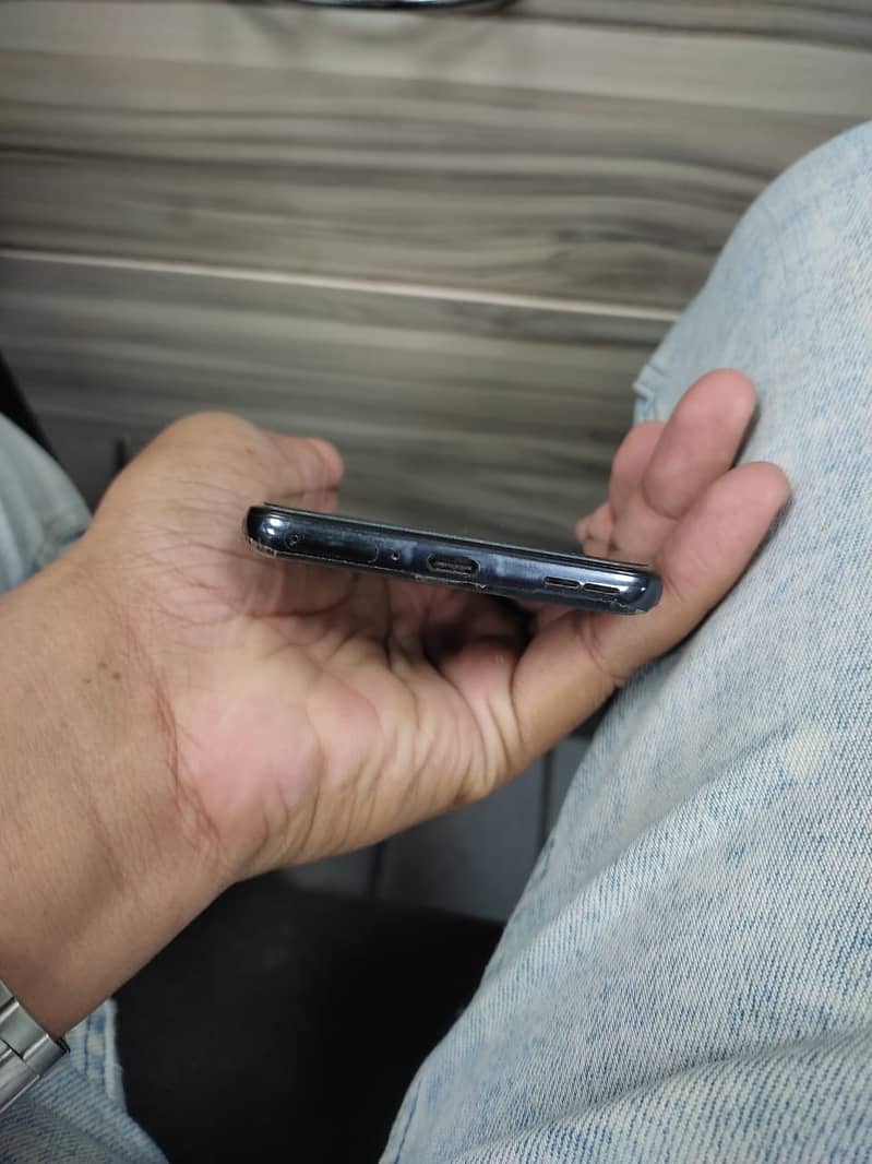 OnePlus 9 4