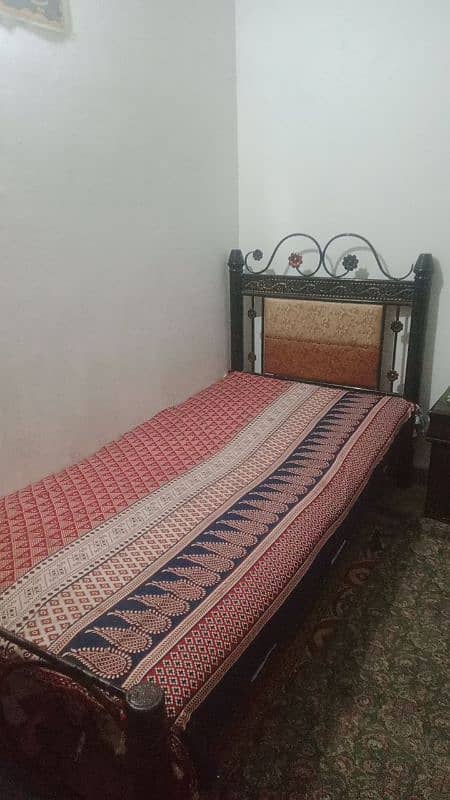 3 Single Beds for sale 1