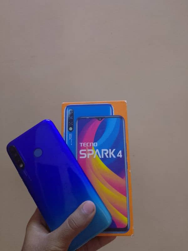 Tecno Spark 4 0