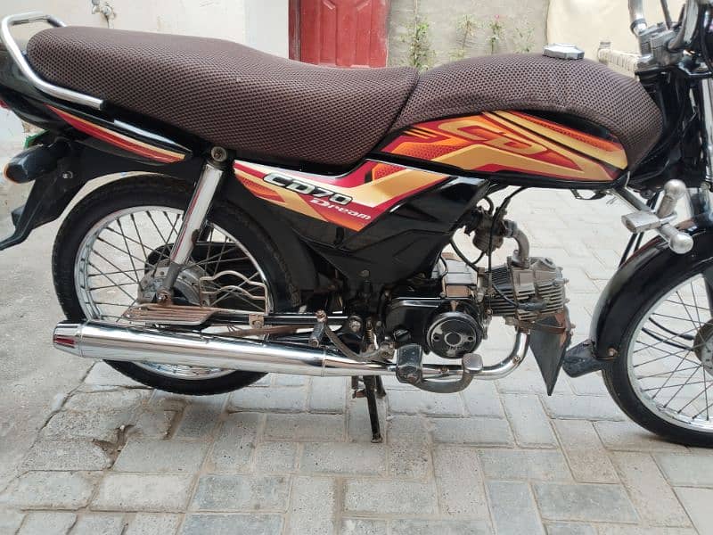 Honda cd 70 dream model 21 number Sukkur 3