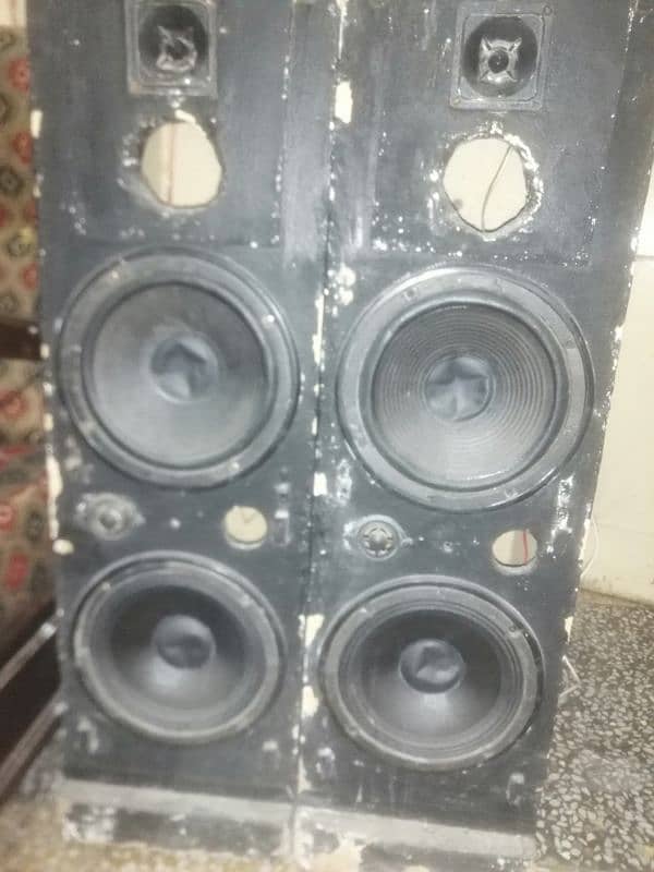 Yamaha original speakers with pioneer amplifier 8 inches speaker 3