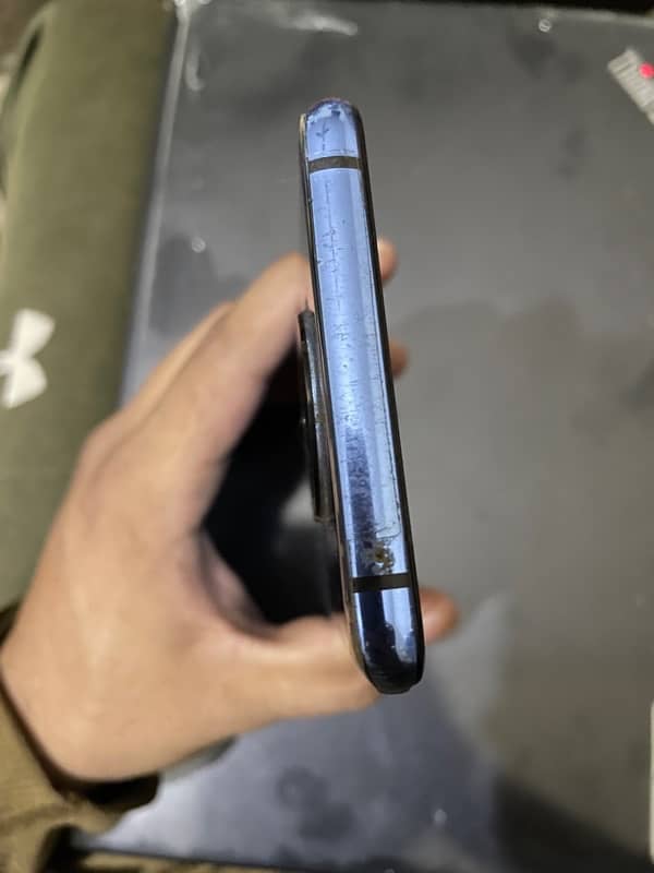 One Plus 7t with original charger non PTA 3