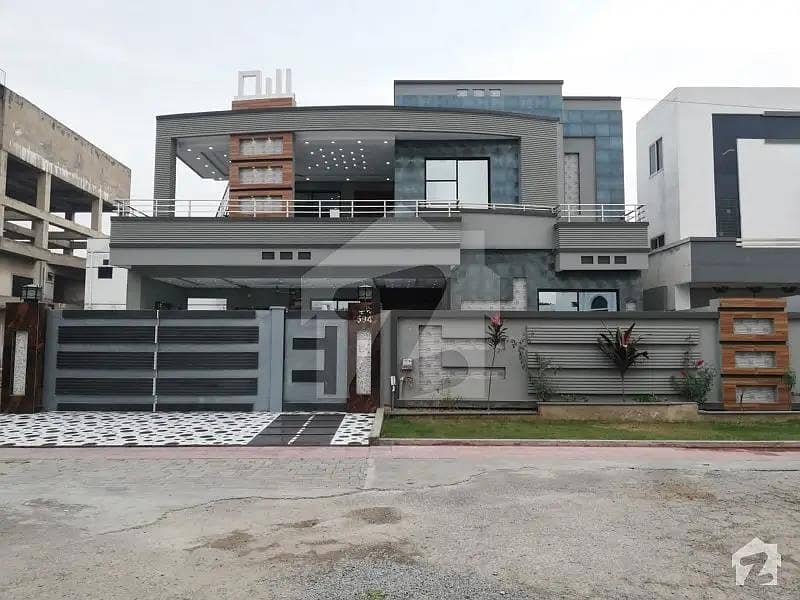 1 CANAL HOUSE IN DC Colony GUJRANWALA for URGENT SALE 6