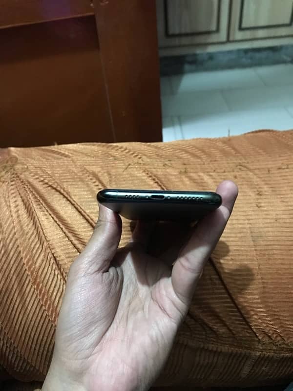 iPhone 11 Pro Max pta approved 64 gb 8